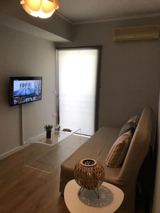 Kyparissia Cozy Flat - 5Mins Walking From Beachアパートメント エクステリア 写真